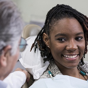 Woman seeing dentist in Fort Worth